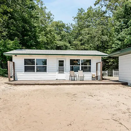 Dunes Edge- Private Silver Lake Home